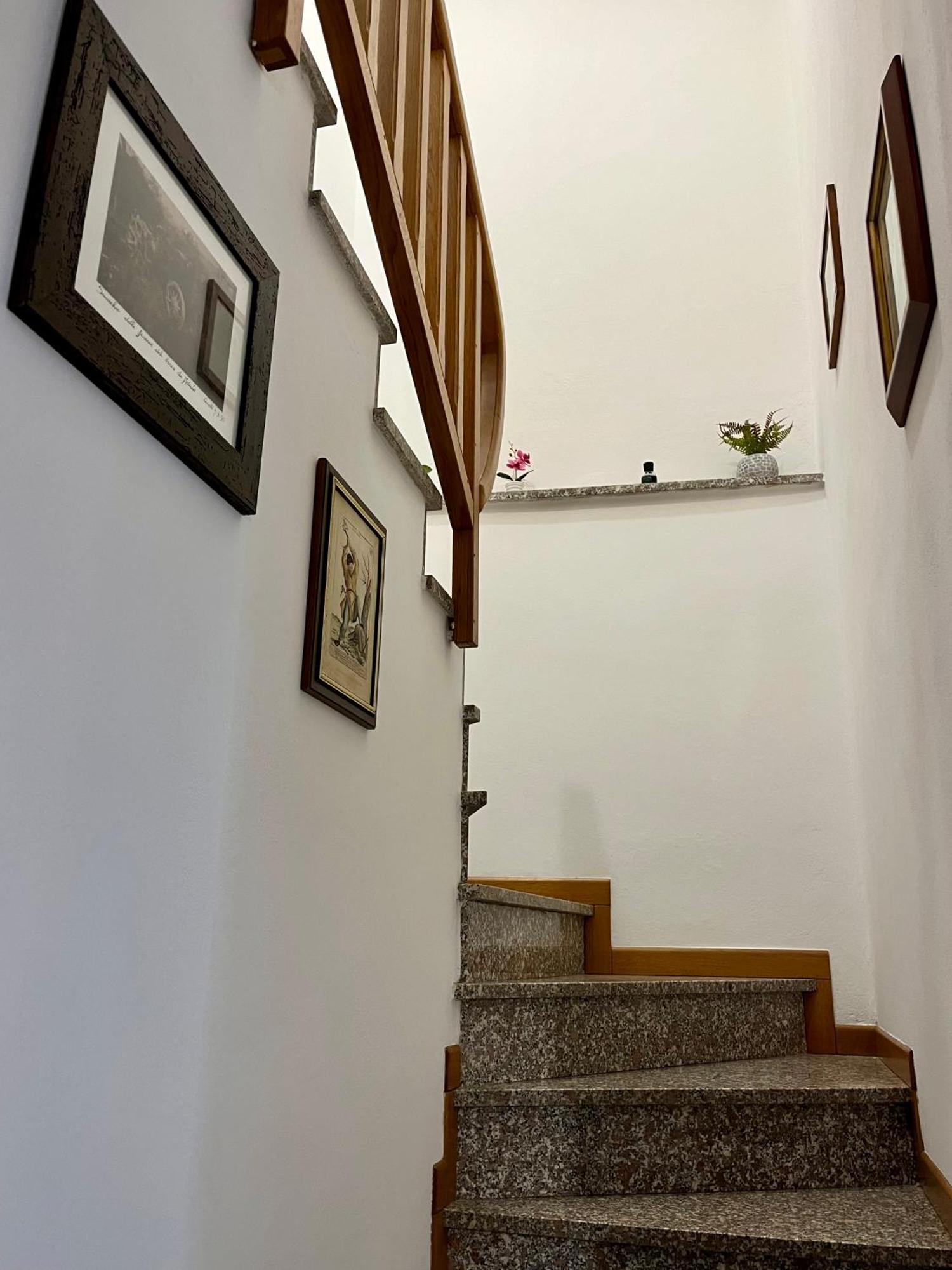 Appartamento Mirella In Centro Storico Casole dʼElsa Εξωτερικό φωτογραφία