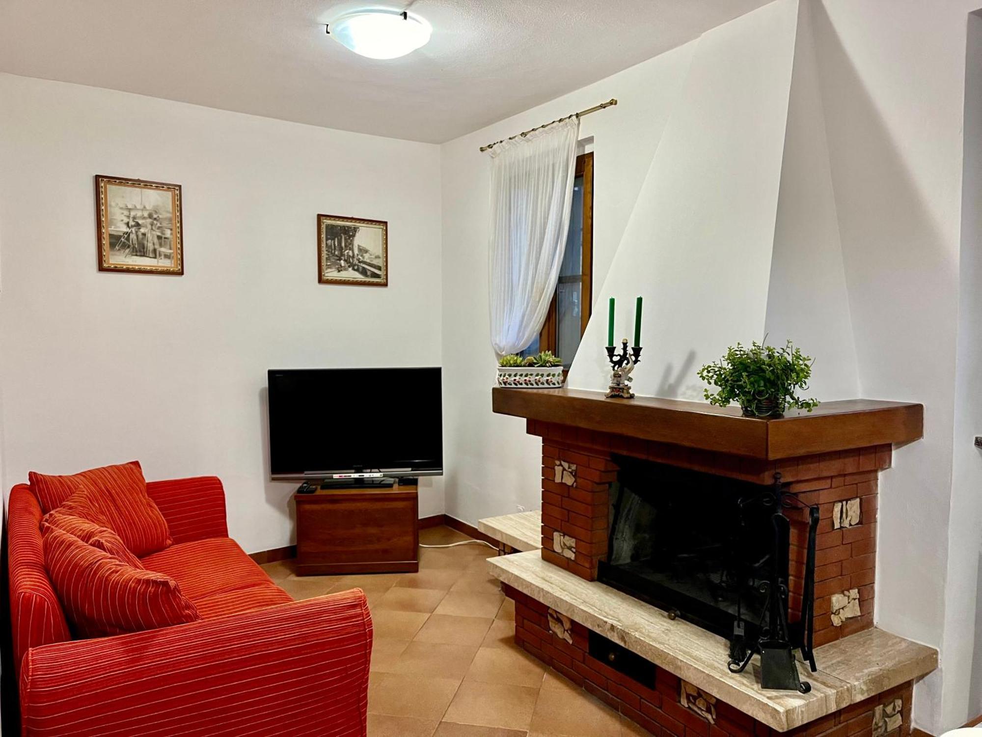 Appartamento Mirella In Centro Storico Casole dʼElsa Εξωτερικό φωτογραφία